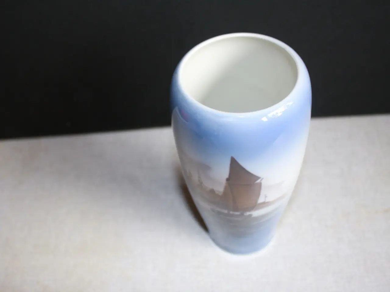 Billede 11 - Vase med kronborg