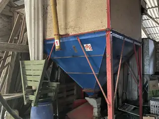 Silo til foder eller træpiller