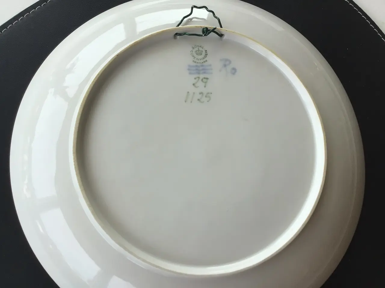Billede 2 - Royal Copenhagen platte/fad 29/1125