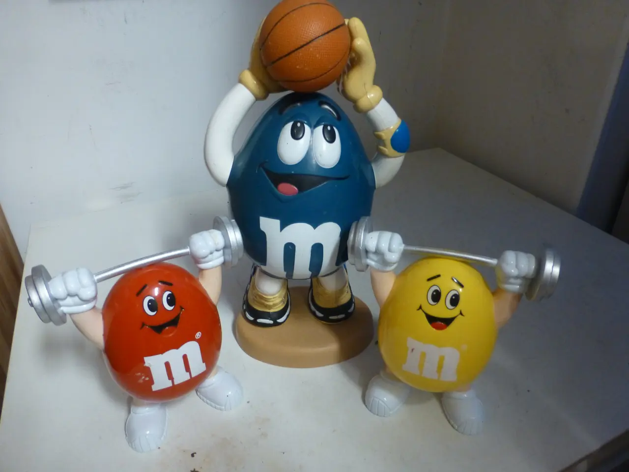 Billede 1 - Figur i plast til Slik M&M