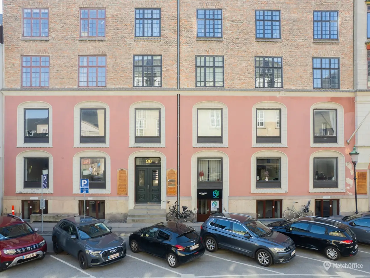 Billede 1 - SÆLGES: 134 m² historisk erhvervsandel og kompromisløs nutidig luksus ved Amalienborg