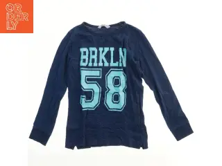 Langærmet t-shirt med print fra H&M (str. 152)