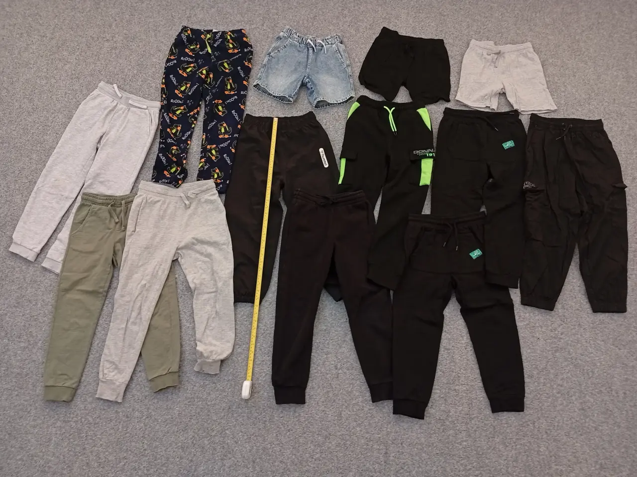 Billede 1 - 6-7 år, 13x bukser