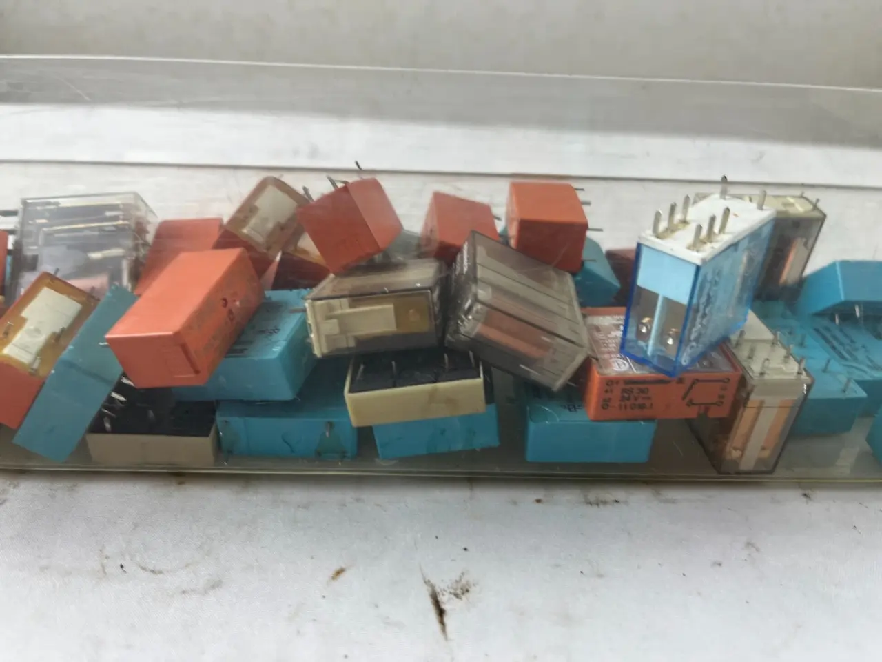 Billede 4 - relæ parti Schrack Siemens Finder Tyco 24V Control