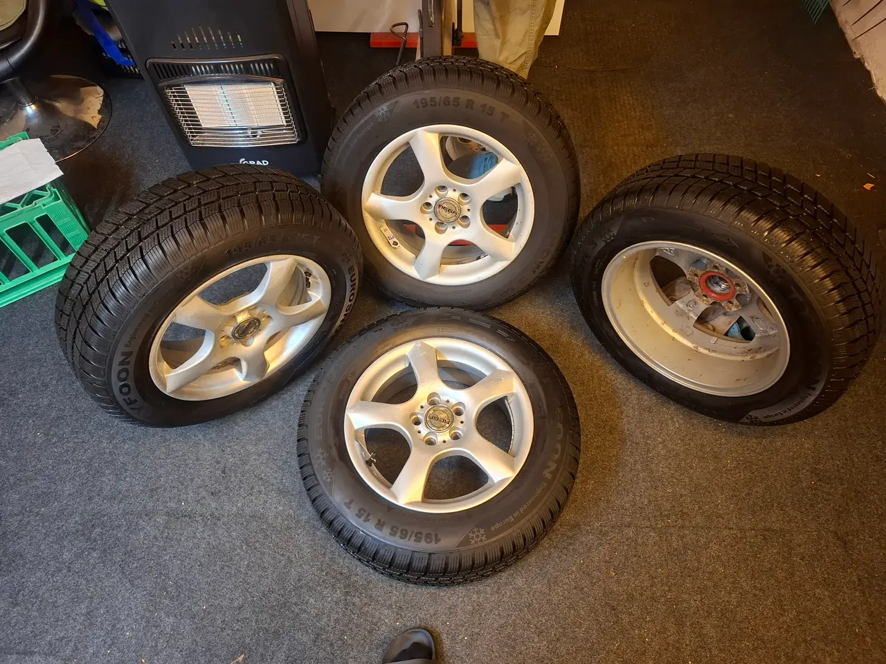 Billede 1 - 5x100 195/65r15 næsten nye dæk 