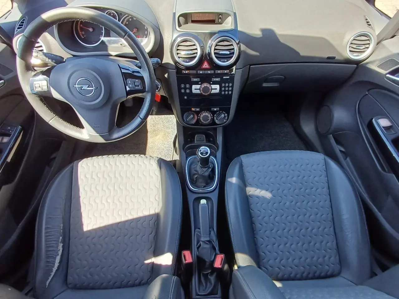 Billede 10 - Opel Corsa 1,2 16V Cosmo