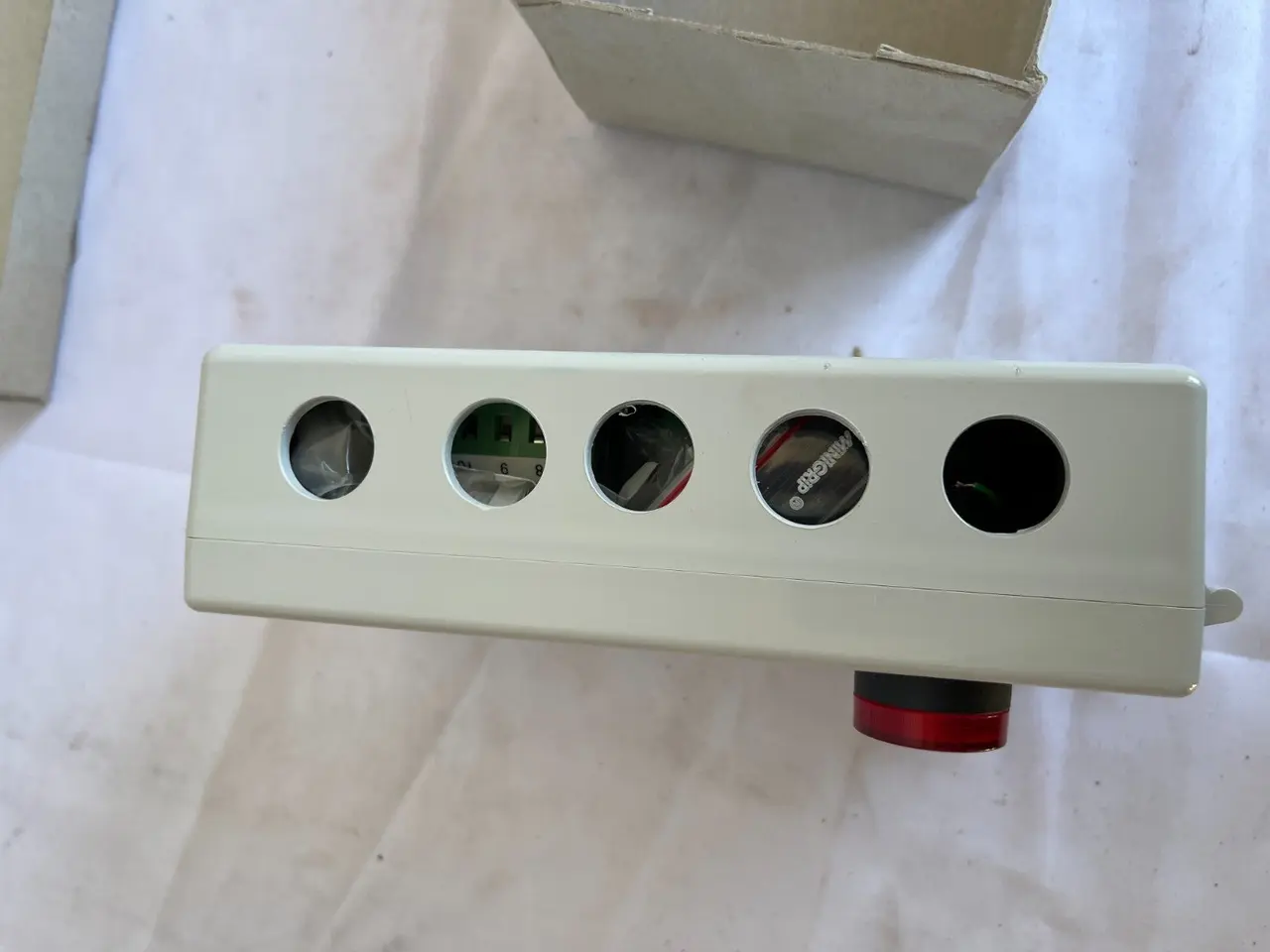 Billede 6 - DISA NFUA 2 Ventilation Alarm Panel 3 Red Lamps ny