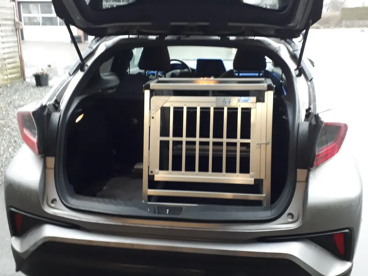 Billede 5 - Hundebur Hatchback