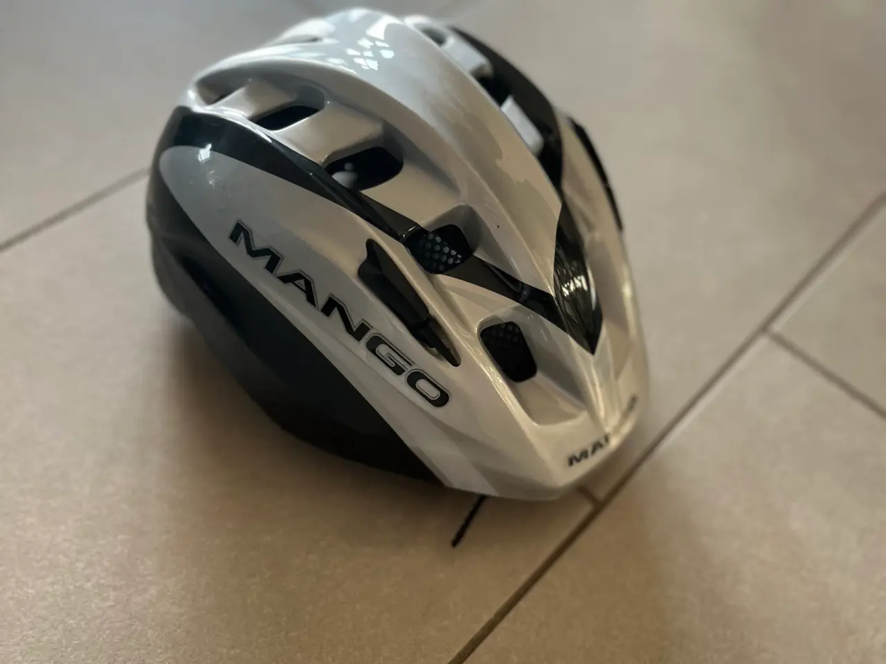 Billede 2 - Baby Cykelhjem