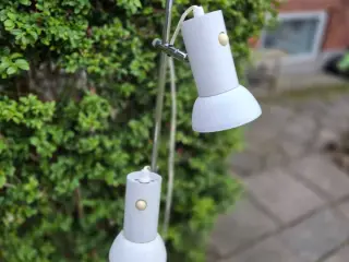 Hvid gulvlampe med søde afbrydere
