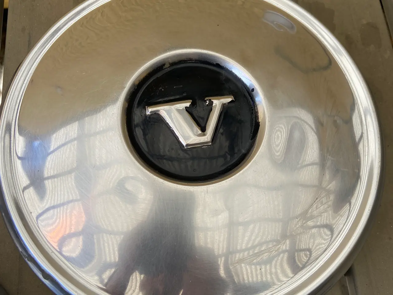 Billede 5 - Volvo veteranbil navkapsler