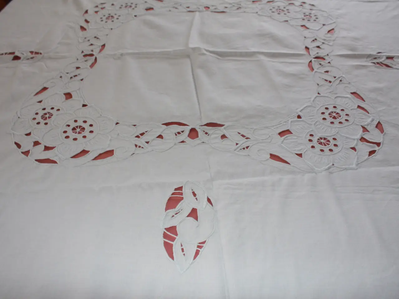 Billede 5 - Hvid dug, 130 x 130 cm