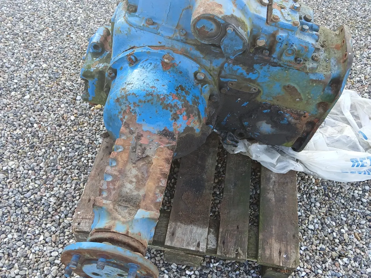 Billede 1 - Ford 5000 bagtøj og diverse.
