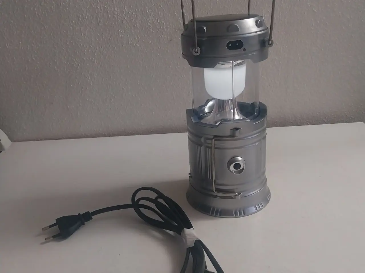 Billede 1 - Camping lampe / lygte