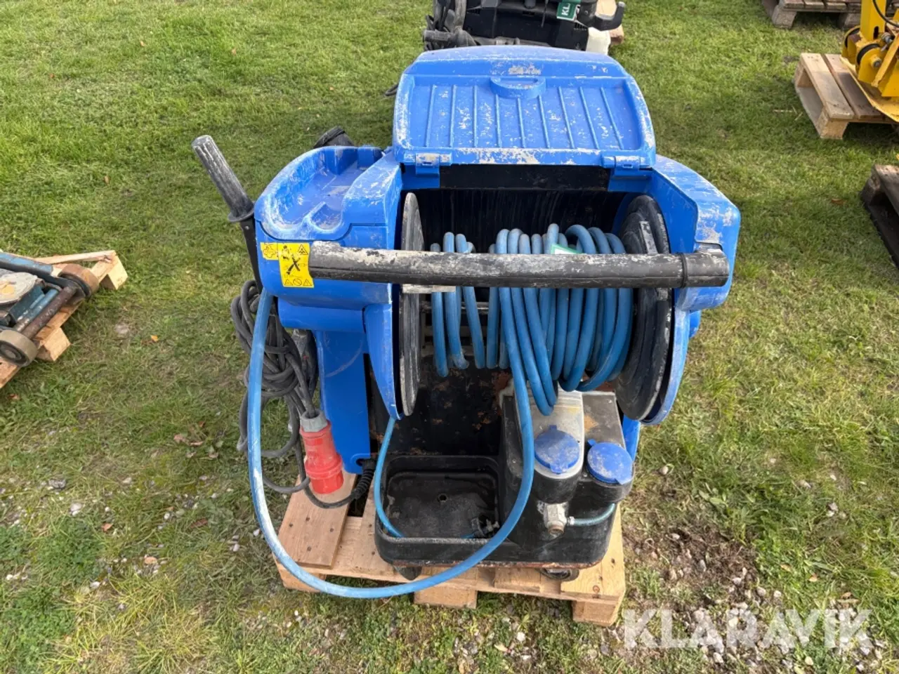 Billede 4 - Hedvandsrenser Nilfisk MH 5M 1 styk