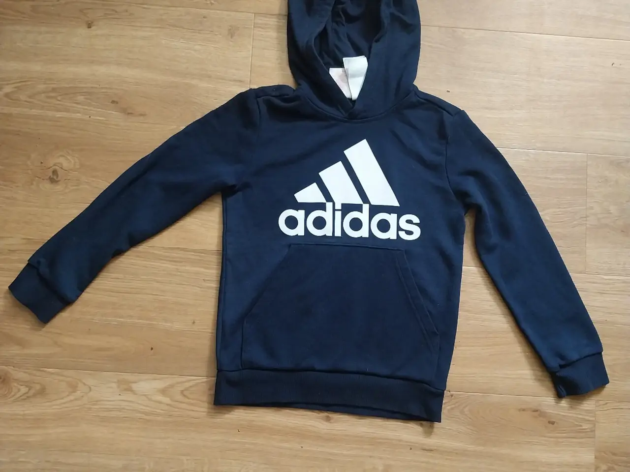 Billede 2 - Adidas blå hættetrøje str 128