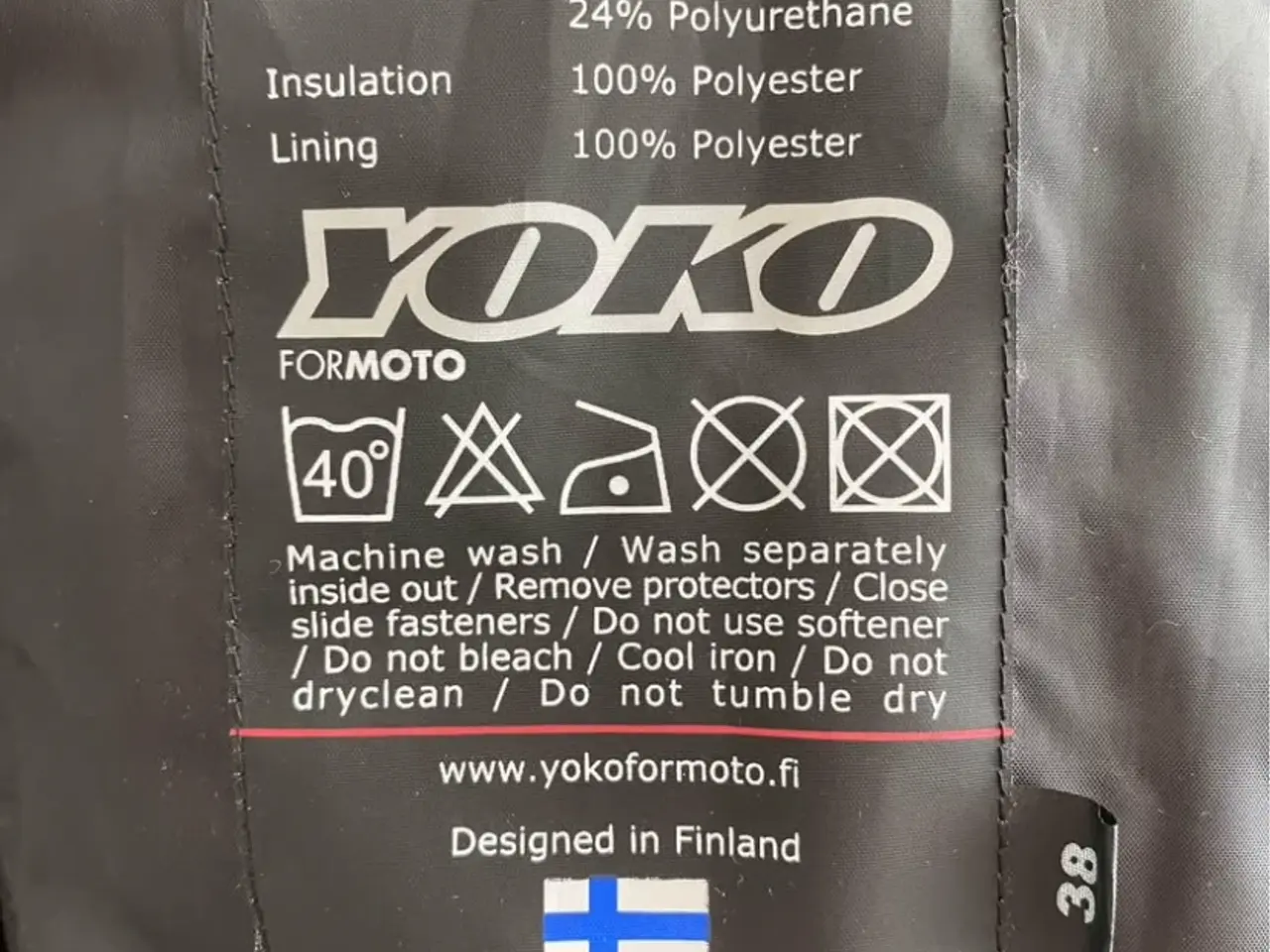 Billede 4 - Flot jakke med rygskjold str M