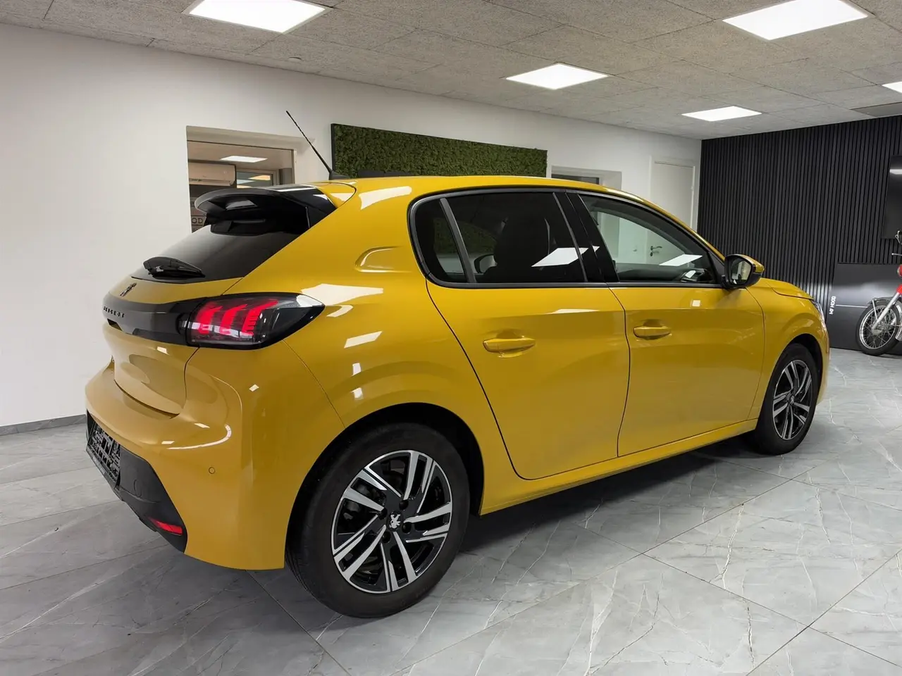 Billede 4 - Peugeot 208 1,2 PureTech Allure Sky 100HK 5d 6g