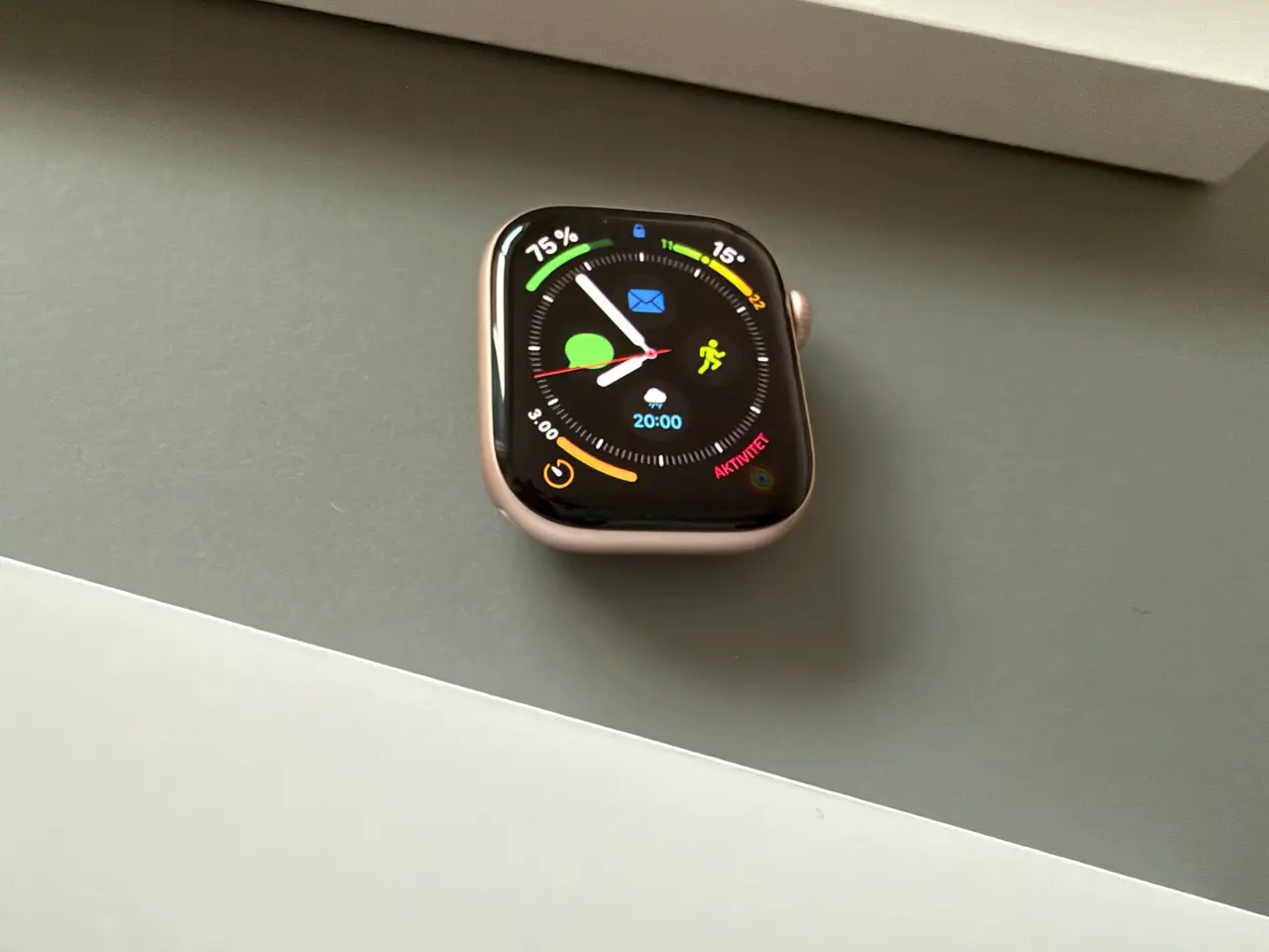 Billede 1 - Apple Watch Series 11 (42mm GPS rosegold)