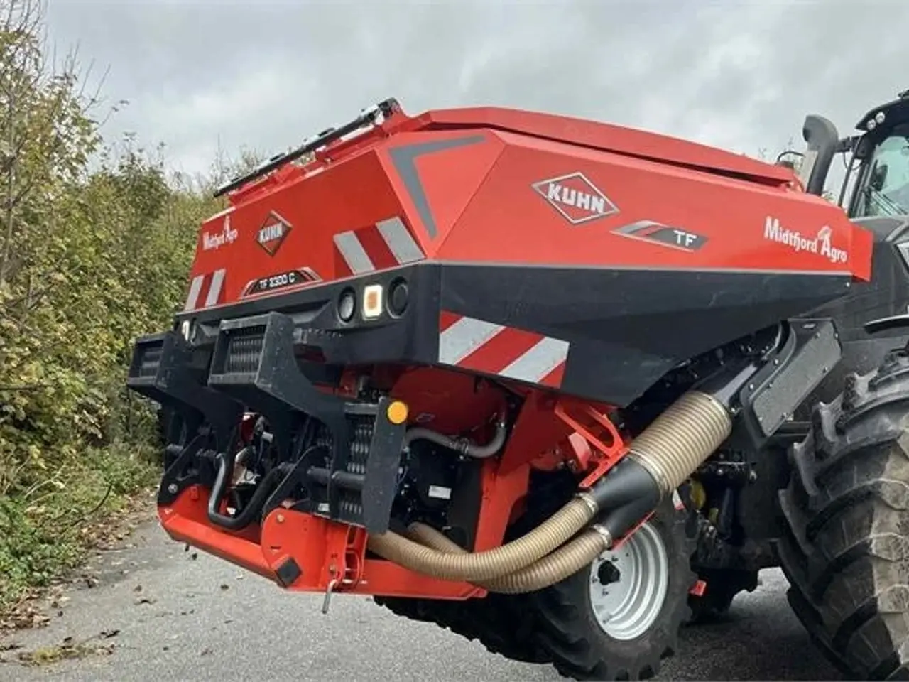 Billede 12 - Kuhn HR6040 med såmaskine Med dobbelt kammer fronttank