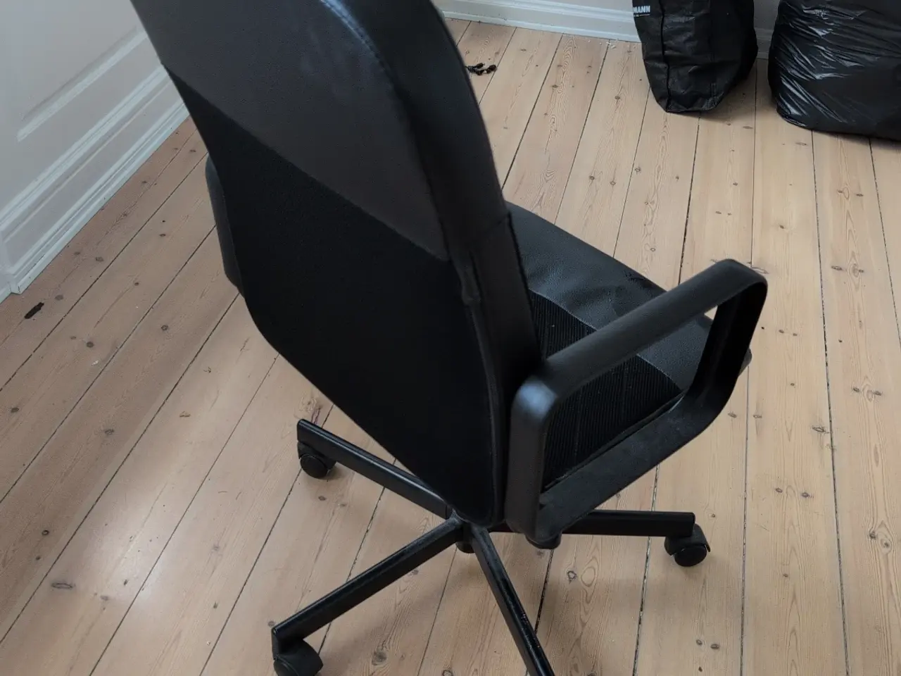 Billede 3 - Office chair for free