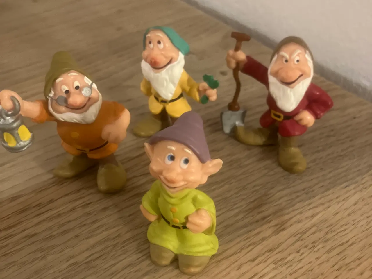 Billede 5 - Disney figurer Bullyland ,simba , Askepot , Snehv