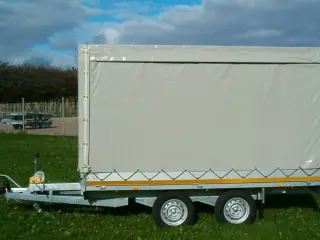 Høj presenning m. gardinsider til Eduard 3520 trailer