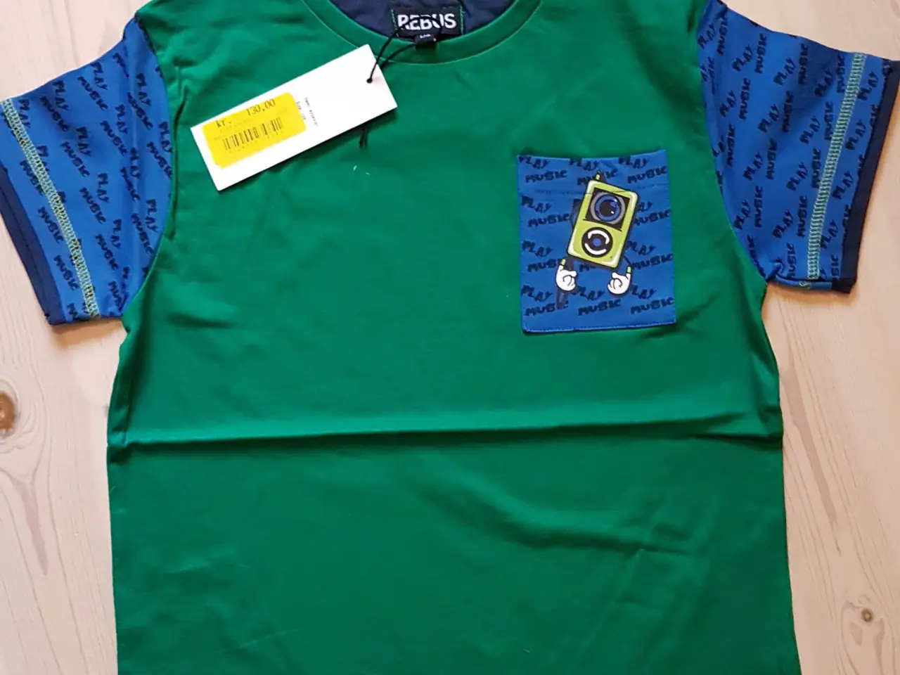 Billede 1 - NYE T-shirt 122 og 128