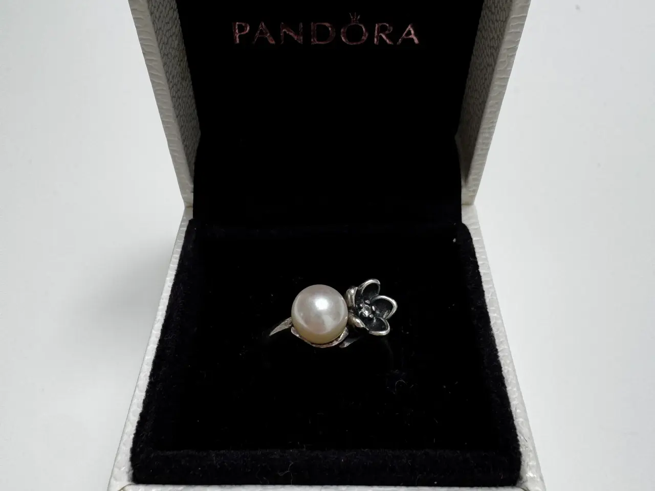 Billede 2 - Udgået Pandora ring “Mystic floral”