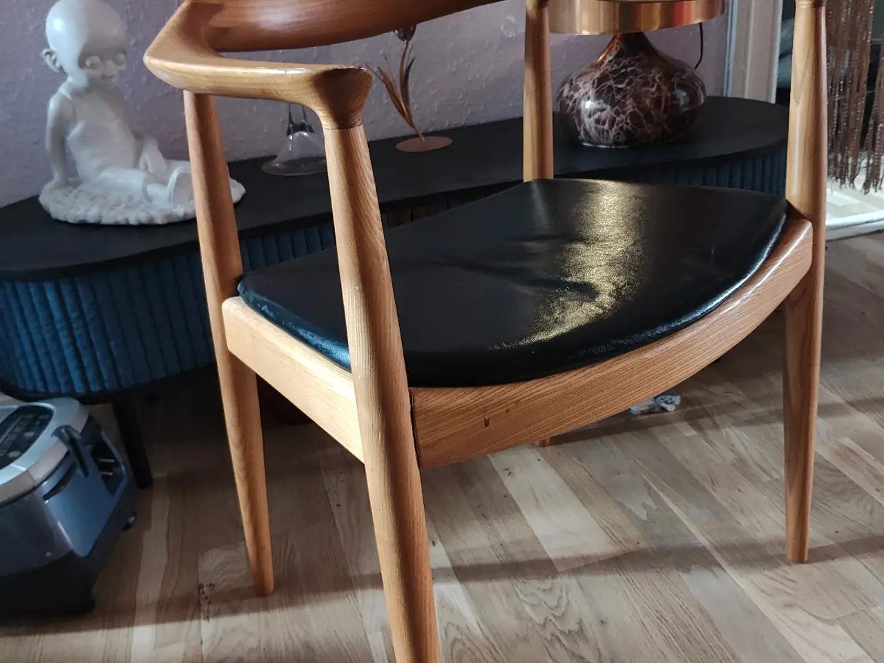 Billede 2 - Stol sælges grundet pladsmangel.