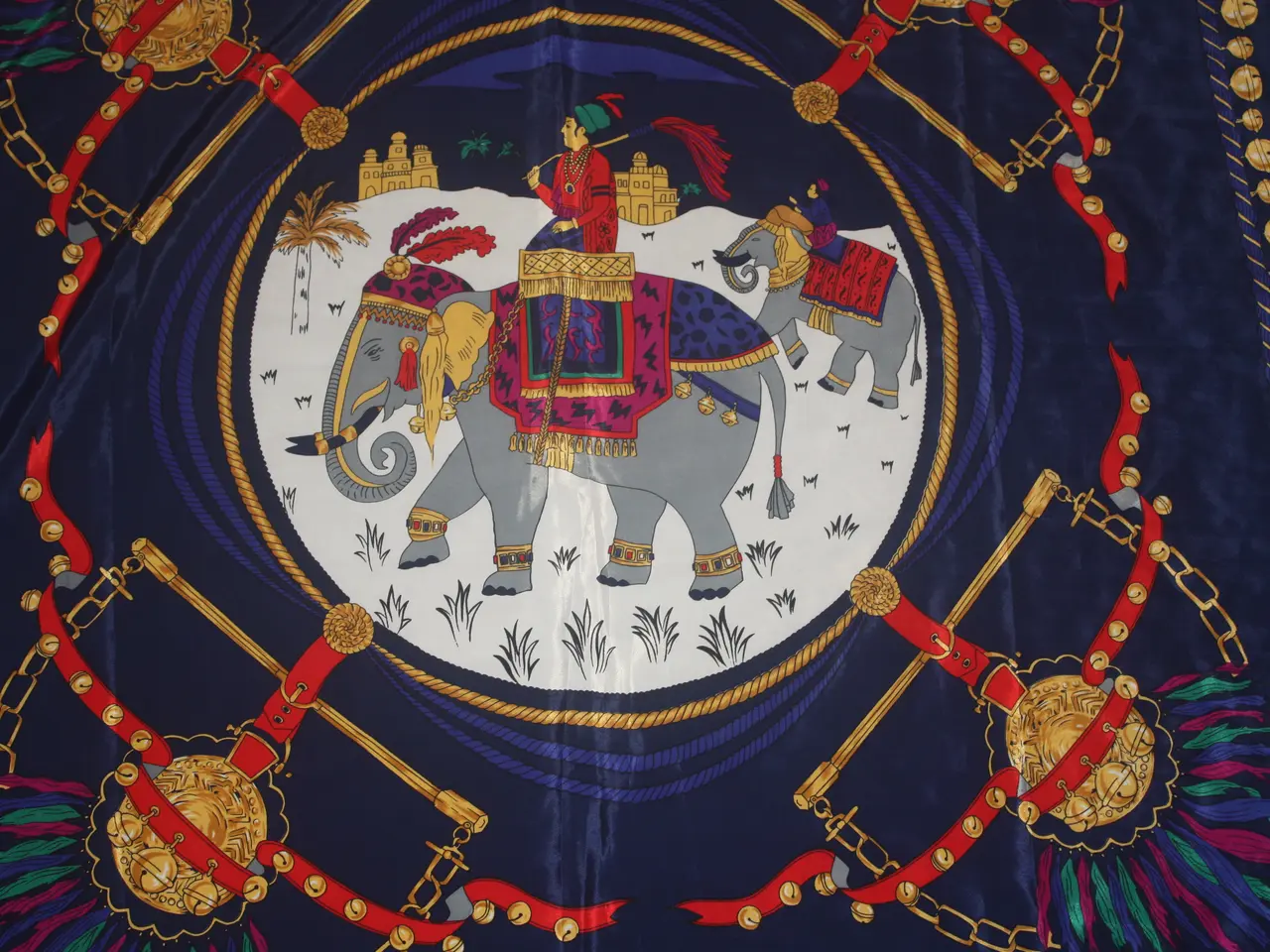 Billede 7 - Tørklæde med indisk elefant 90 cm x 83 cm