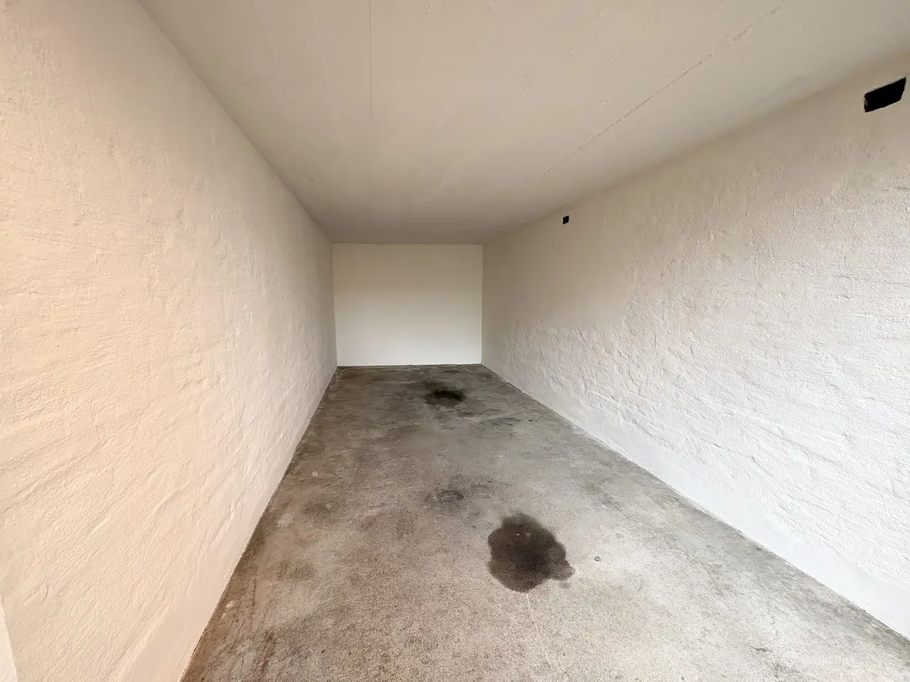 Billede 2 - Garage til leje på Thuresensgade 11