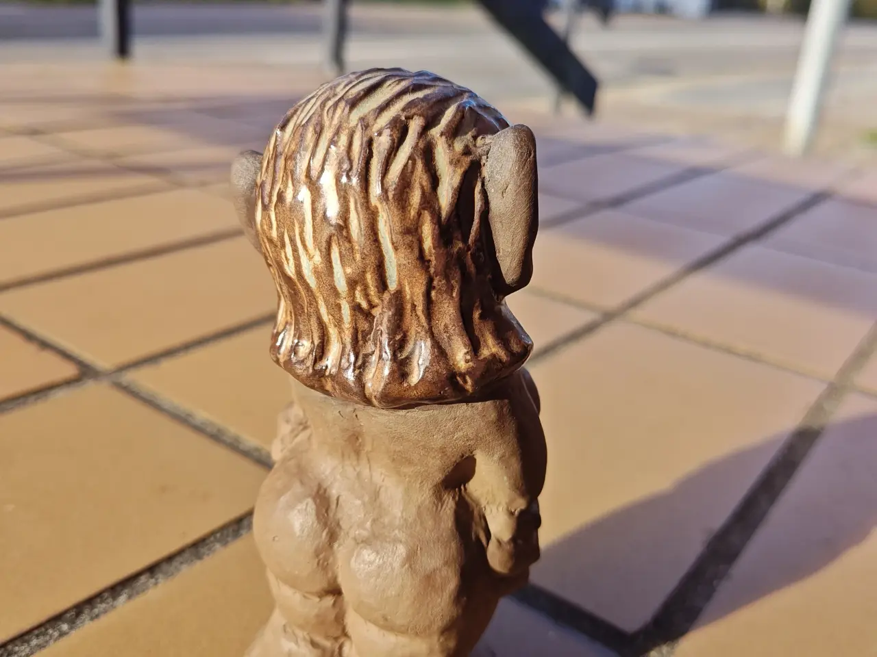 Billede 2 - Lille nøgen trold Figur af Berth Normans Motala