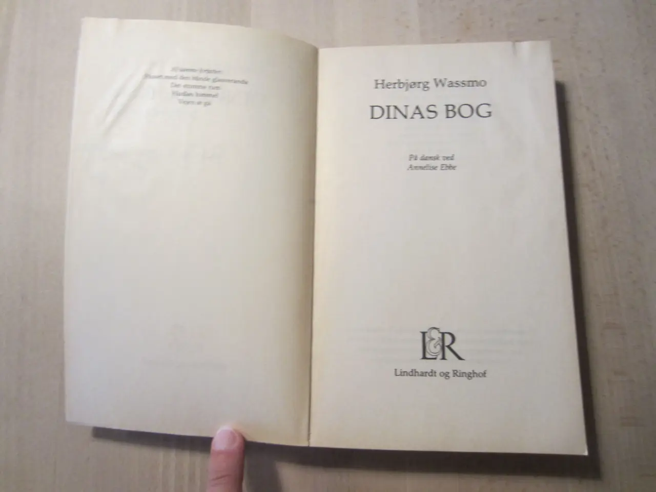 Billede 2 - Bog - Dinas Bog af Herbjørg Wassmo