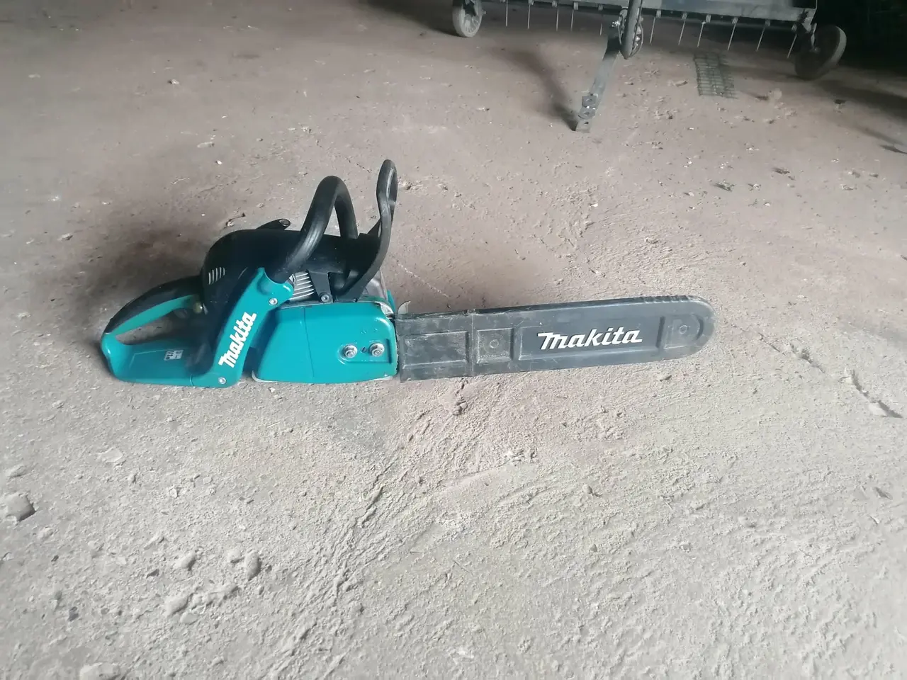 Billede 2 - Makita motorsav 