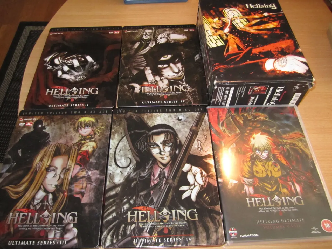 Billede 1 - BYD. HELLSING Ultimate Box. 1-5. 