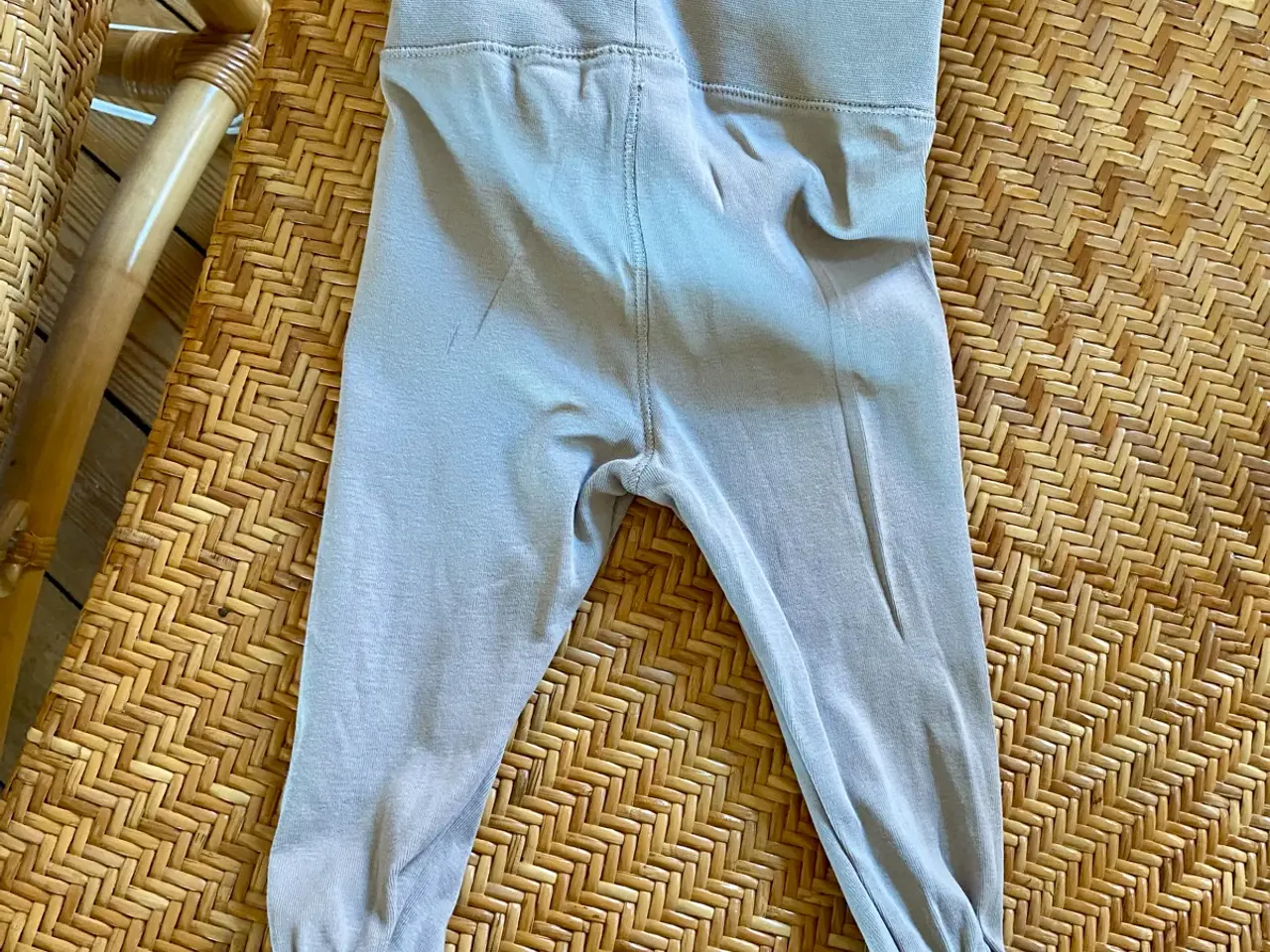 Billede 2 - H&m bukser med fødder 74