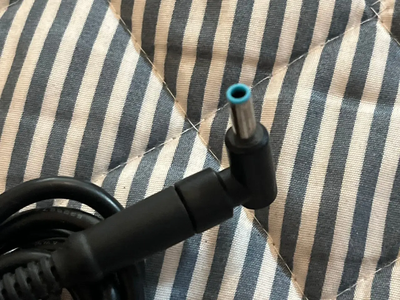 Billede 4 - HP rejseadapter / oplader til bærbar pc 90W