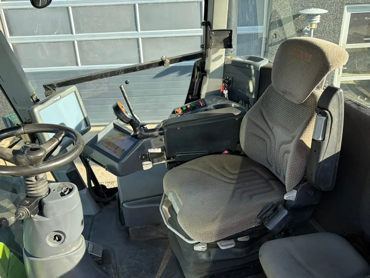 Billede 4 - CLAAS XERION 3800 Med frontlift