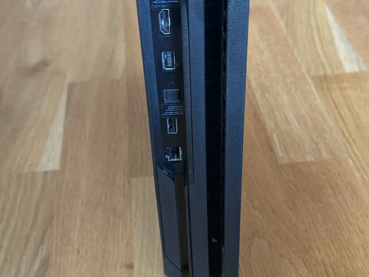 Billede 4 - Playstation 4 Pro - 1 TB (kun konsol)