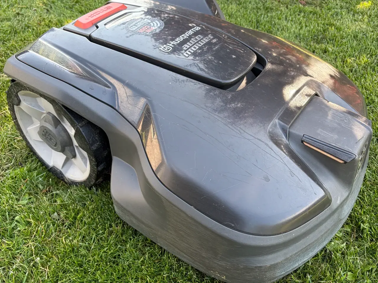 Billede 4 - Husqvarna Automower 305 robotplæneklipper