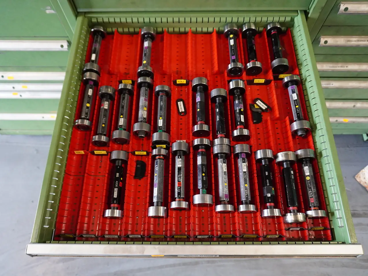 Billede 1 - Diverse dorner I skuffe