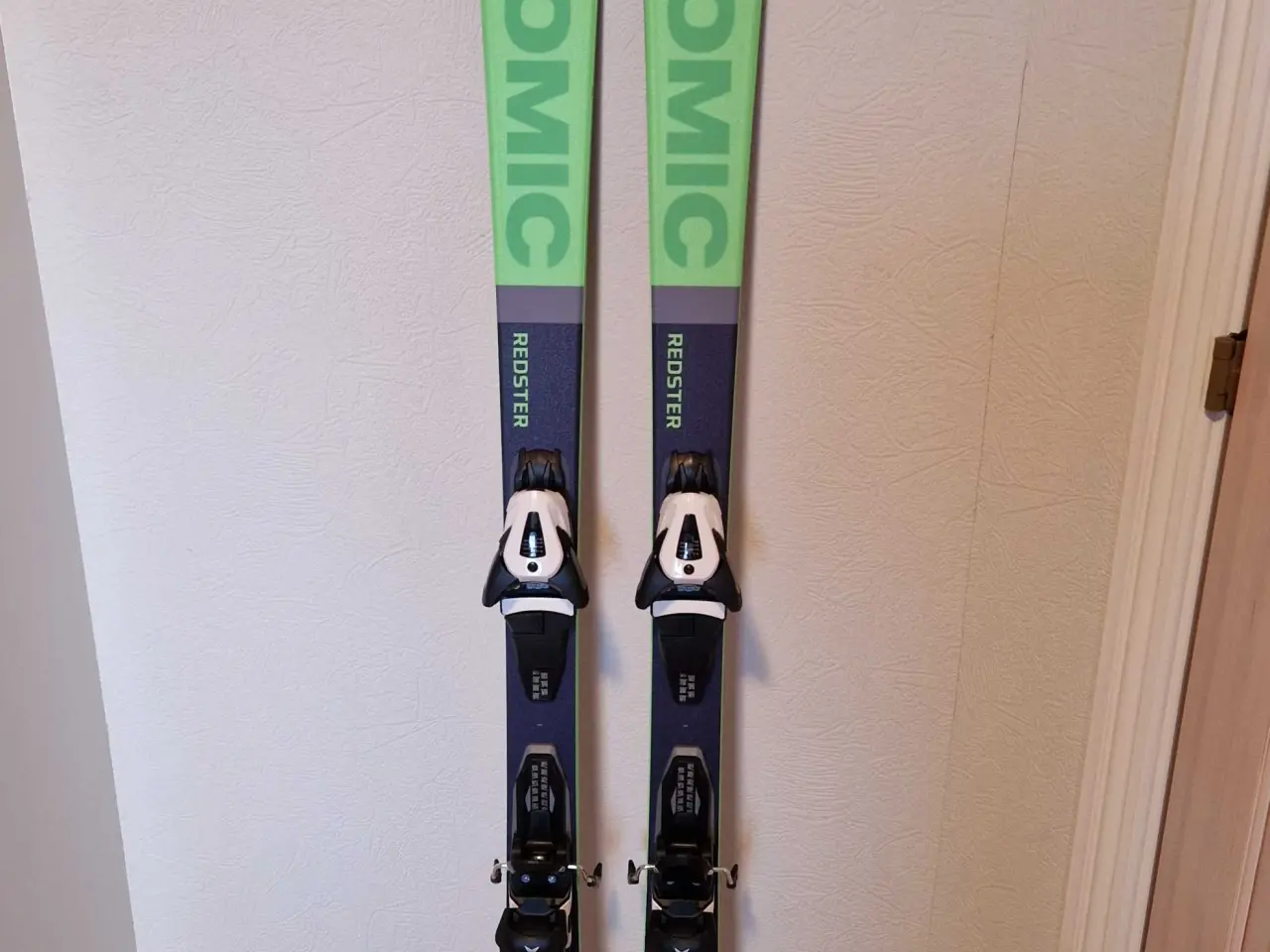 Billede 1 - Ski og støvler 