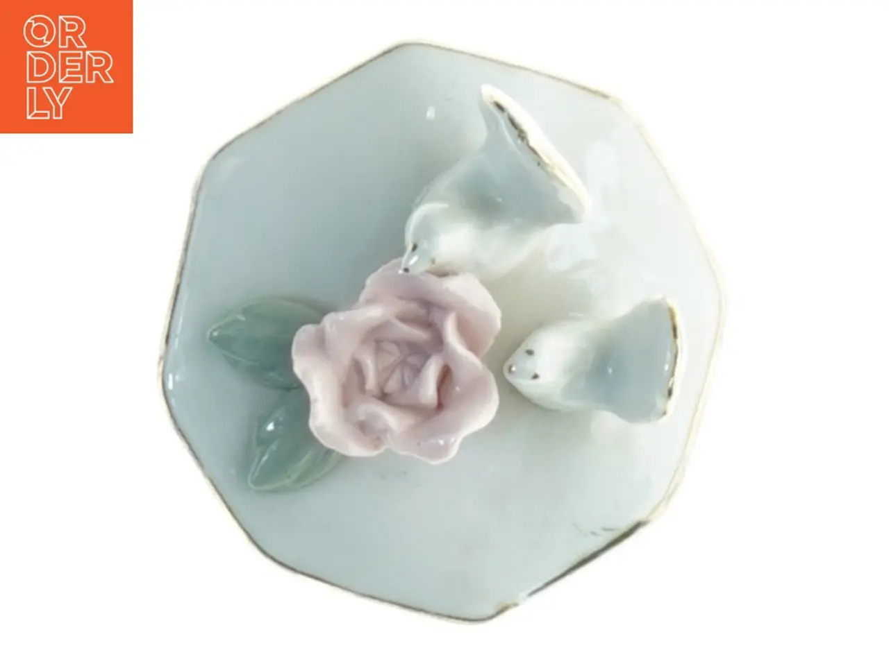 Billede 2 - Porcelænsskrin med due-figurer (str. 6 x 5 cm)
