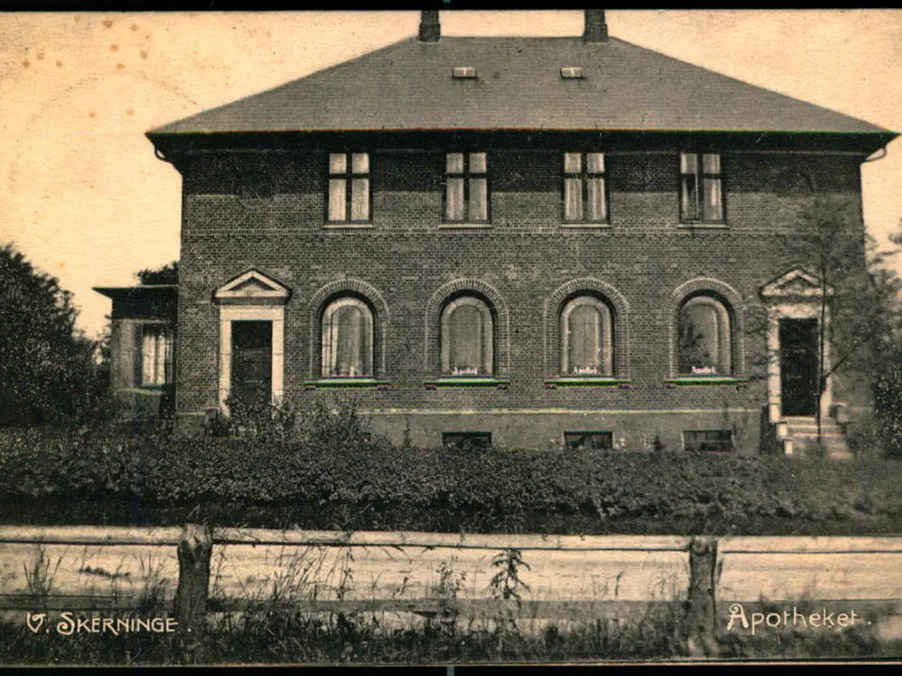 Billede 1 - V. Skerninge - Apoteket - u/n - Brugt