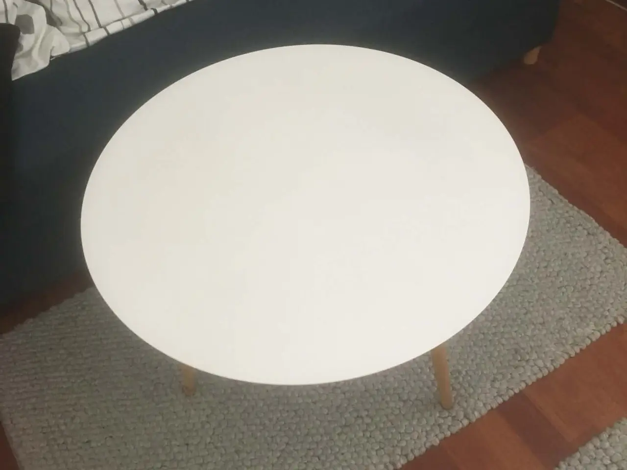Billede 1 - Hvidt sofabord diameter 68 cm