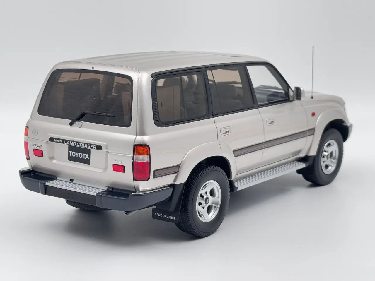 Billede 3 - 1992 Toyota Land Cruiser HDJ80 1:18