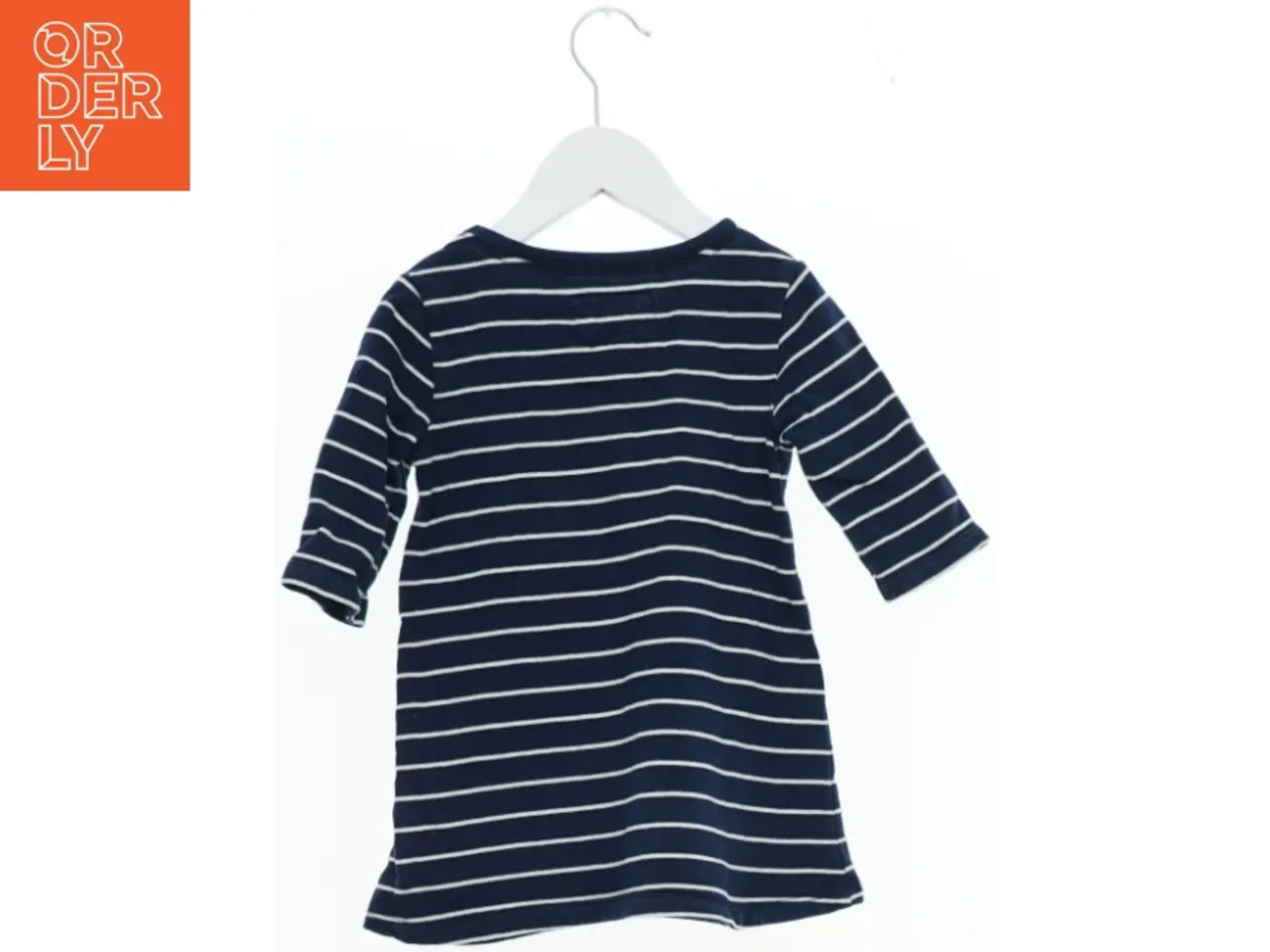 Billede 2 - Strikket kjole med striber og blomsterdetaljer fra J Jeans (str. 110)