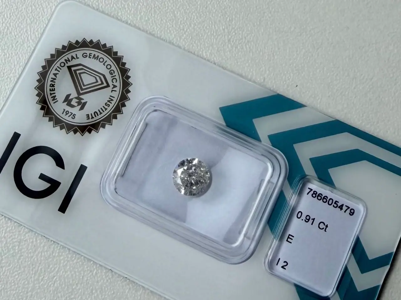 Billede 2 - IGI-Certficeret naturlig diamant - 0,92ct E/I2