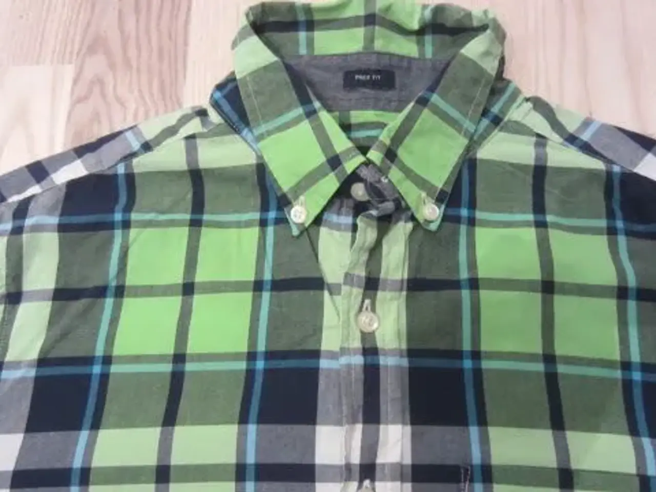 Billede 2 - Str. S, American Eagle skjorte